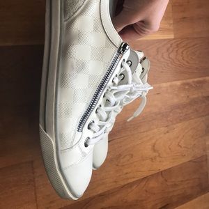 Louis Vuitton tennis shoes for man white sneakers